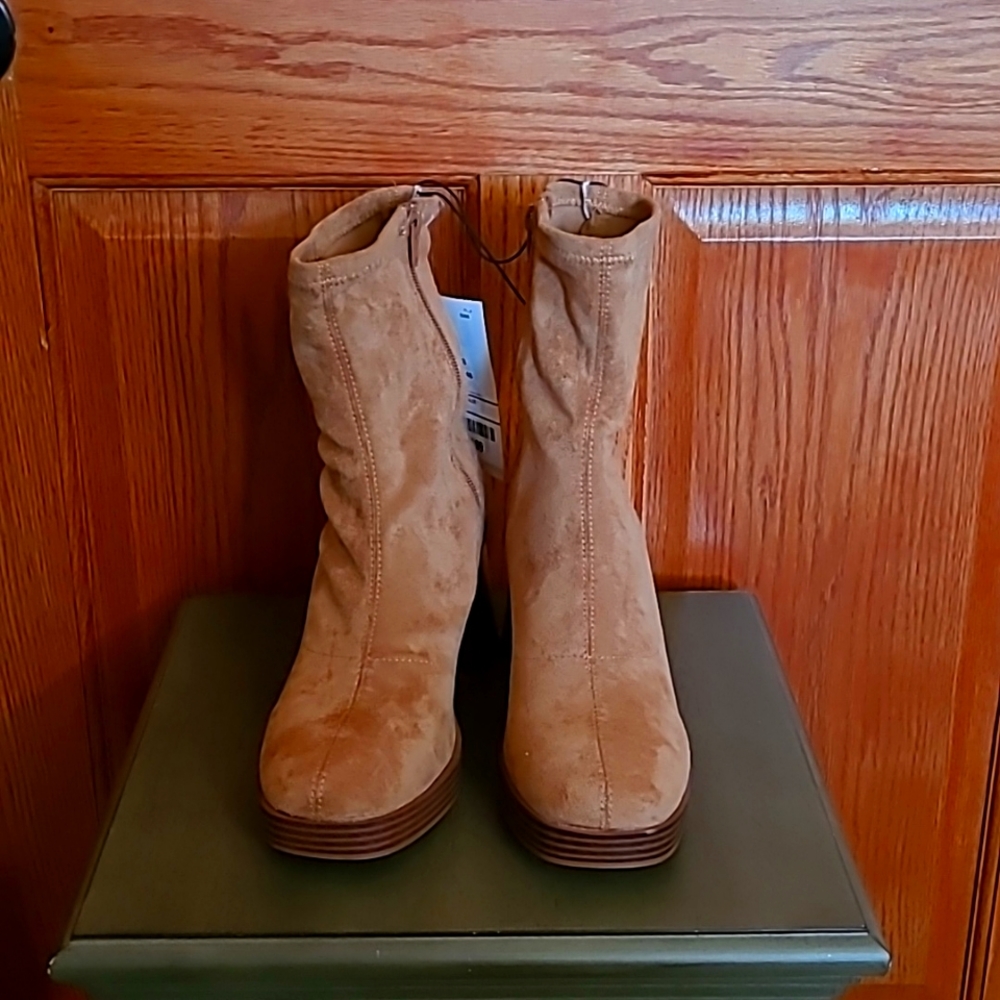 SUGAR, 8 1/2, cognac mid calf, block heel boot